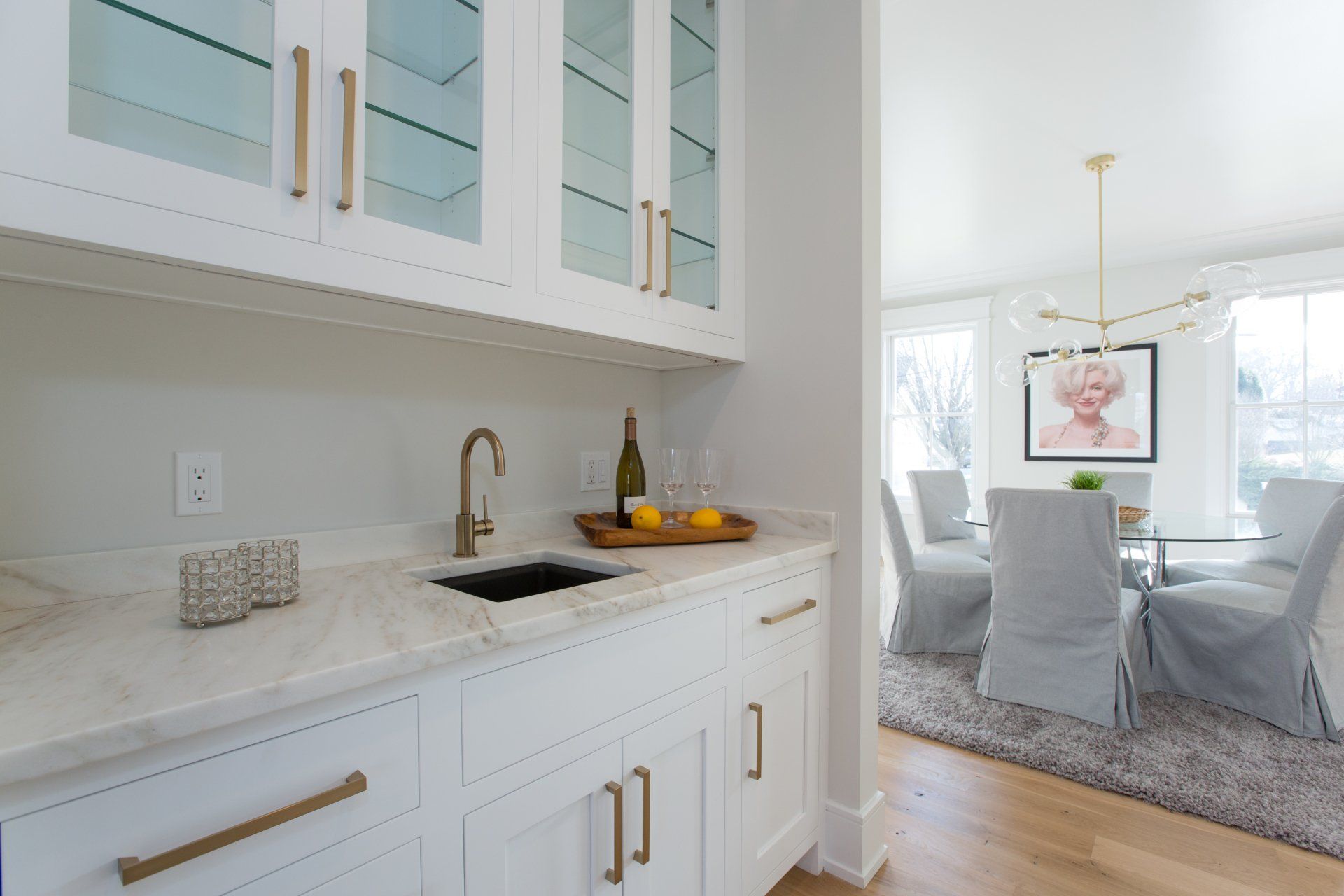 White Kitchen Cabinets