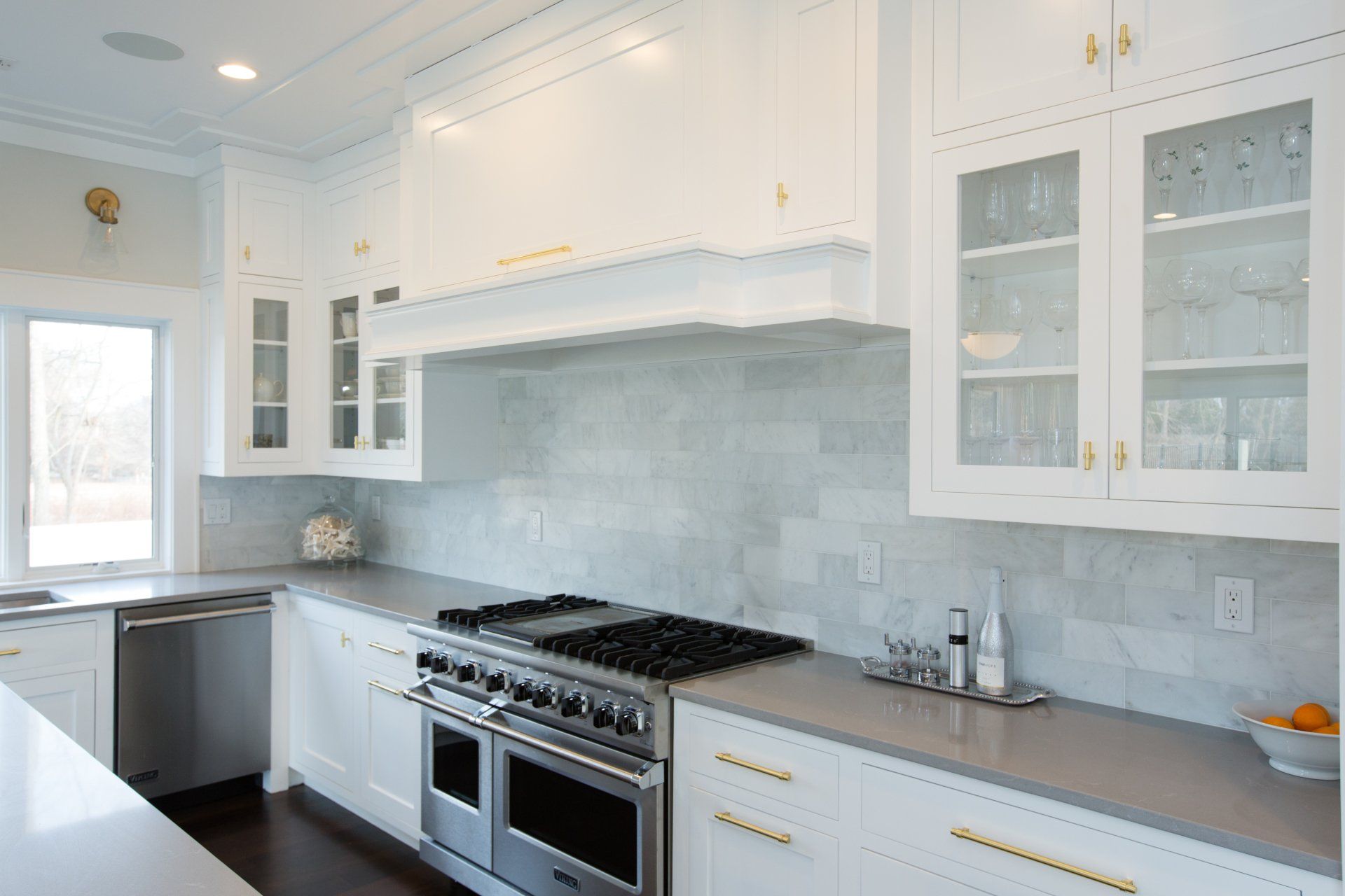 White Kitchen Cabinets, Gas Range & Backsplash