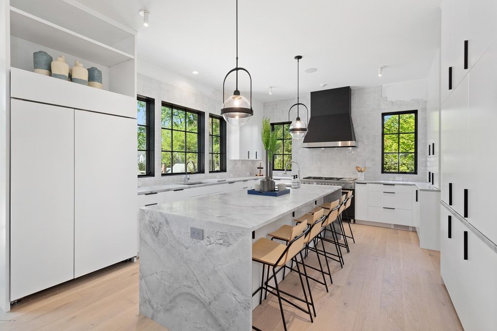 Kitchen Island Countertop with Seating