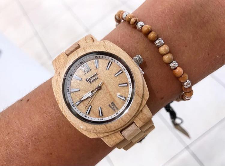 orologio in legno