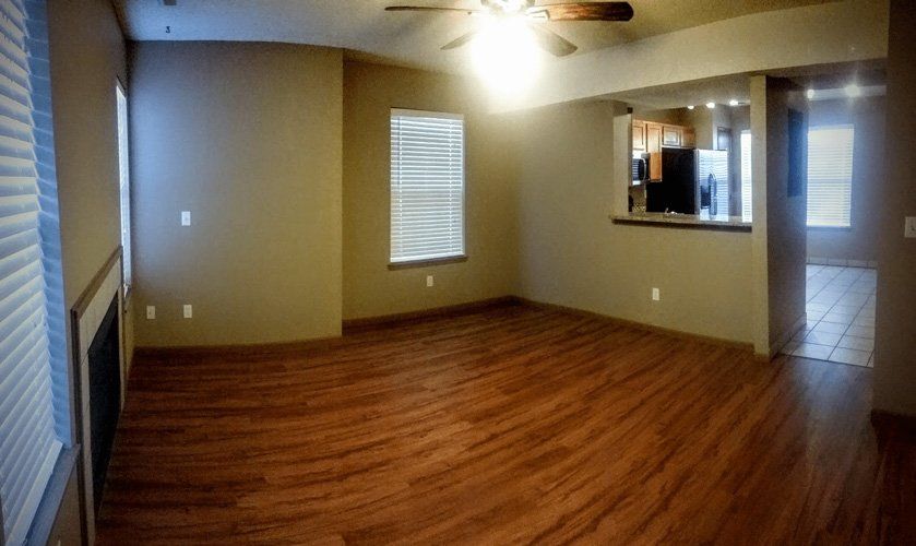 courtside dining room