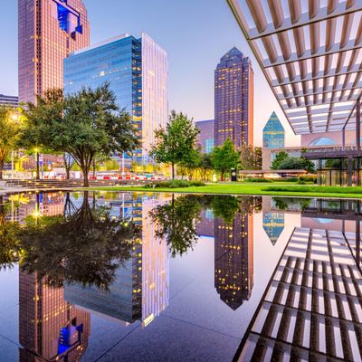 Dallas, Texas, USA downtown plaza and skyline.