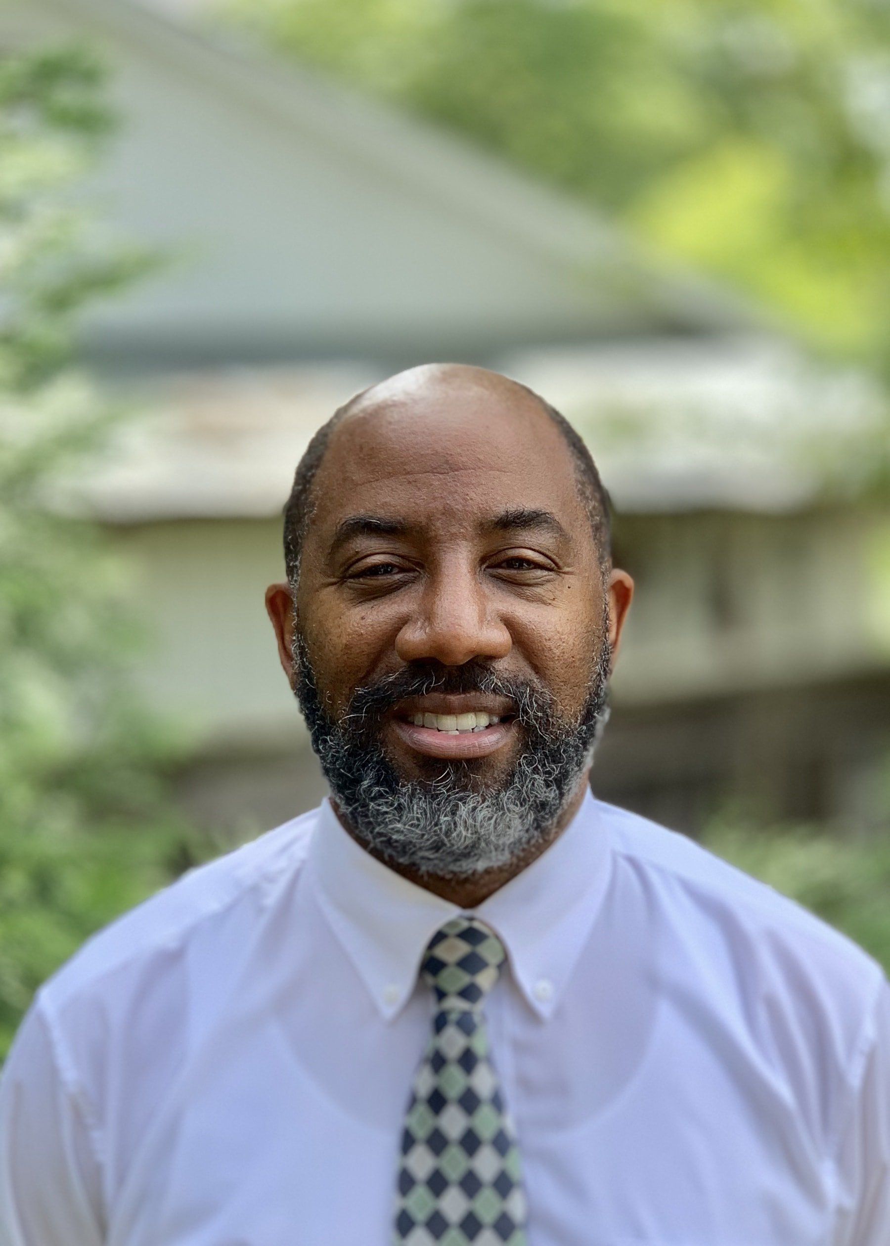 Dental Assistant Audwin Davis