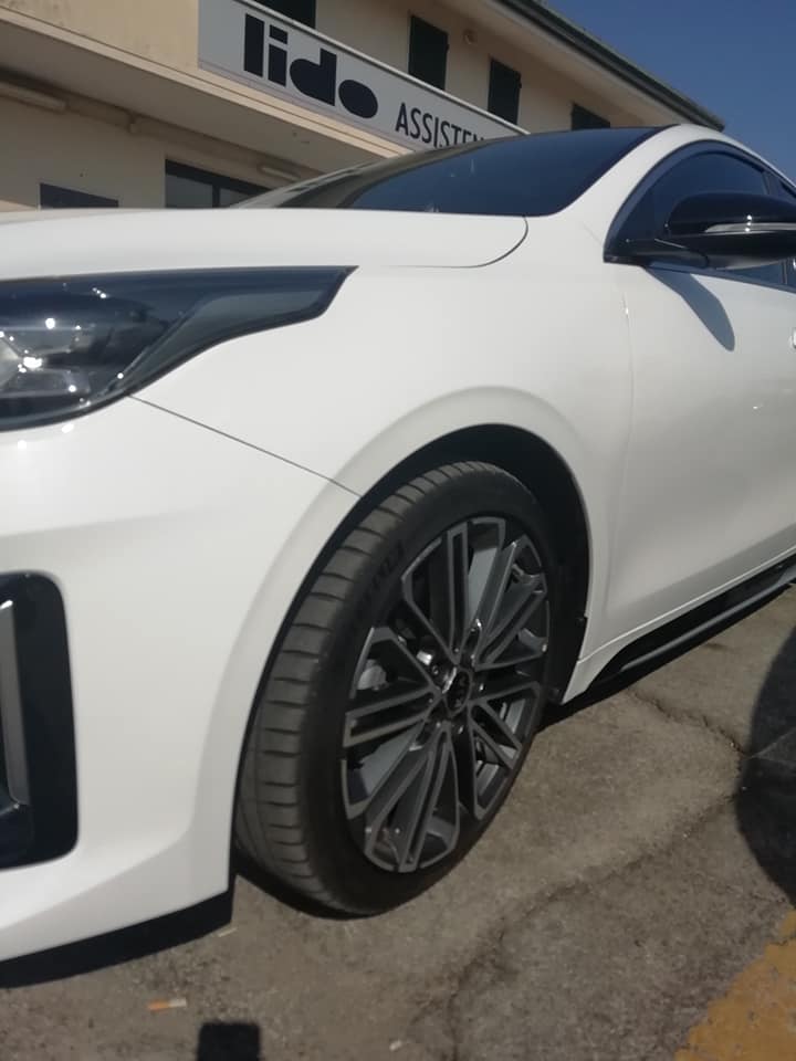 auto pronta per la consegna
