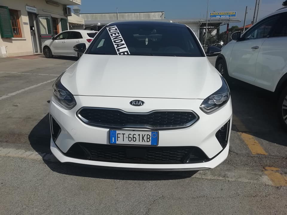 auto aziendale nuova