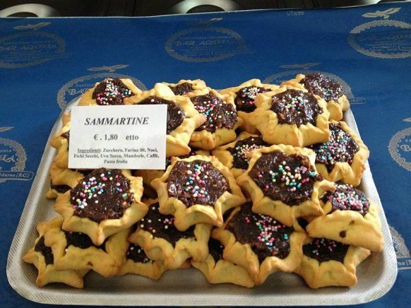 un vassoio di Sammartine