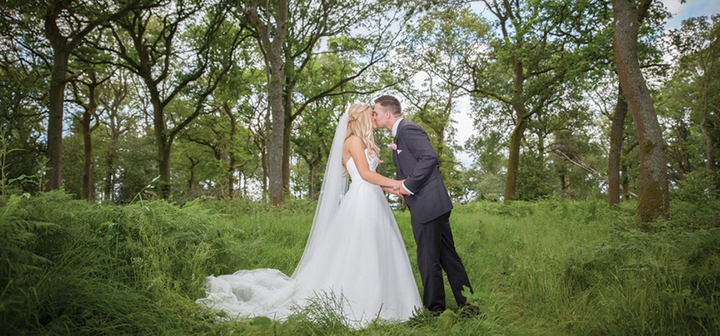 Full tulle princess wedding dress