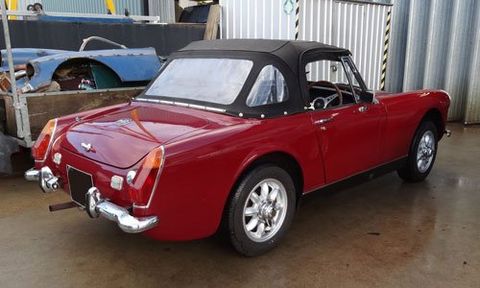 No matter what make or model of classic car you have, we can restore its beauty and performance at a reasonable price
