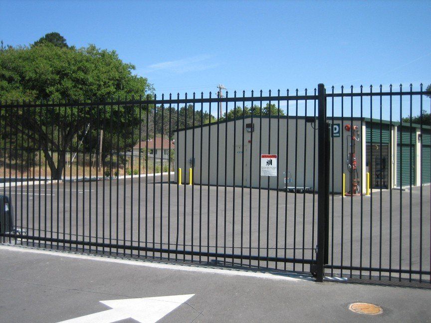 Fences In Salinas — Black Fence in Soquel, CA