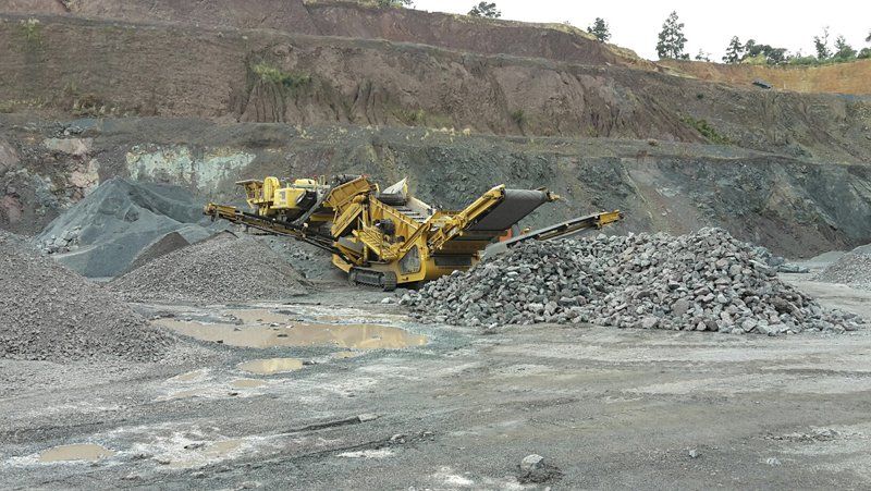 Machinery used for Screening plant hire