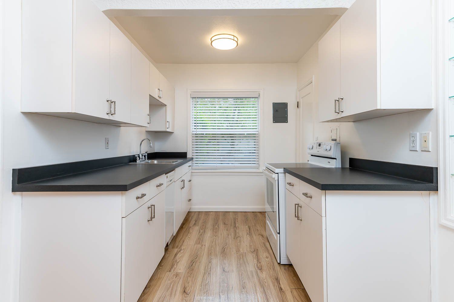 Inverness Apartments