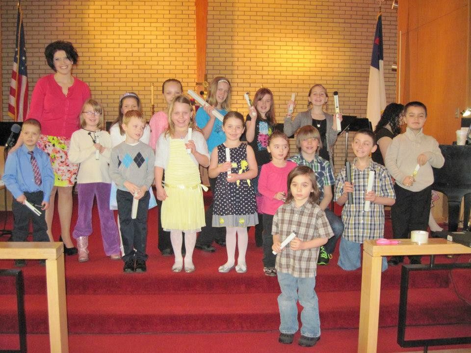 children singing