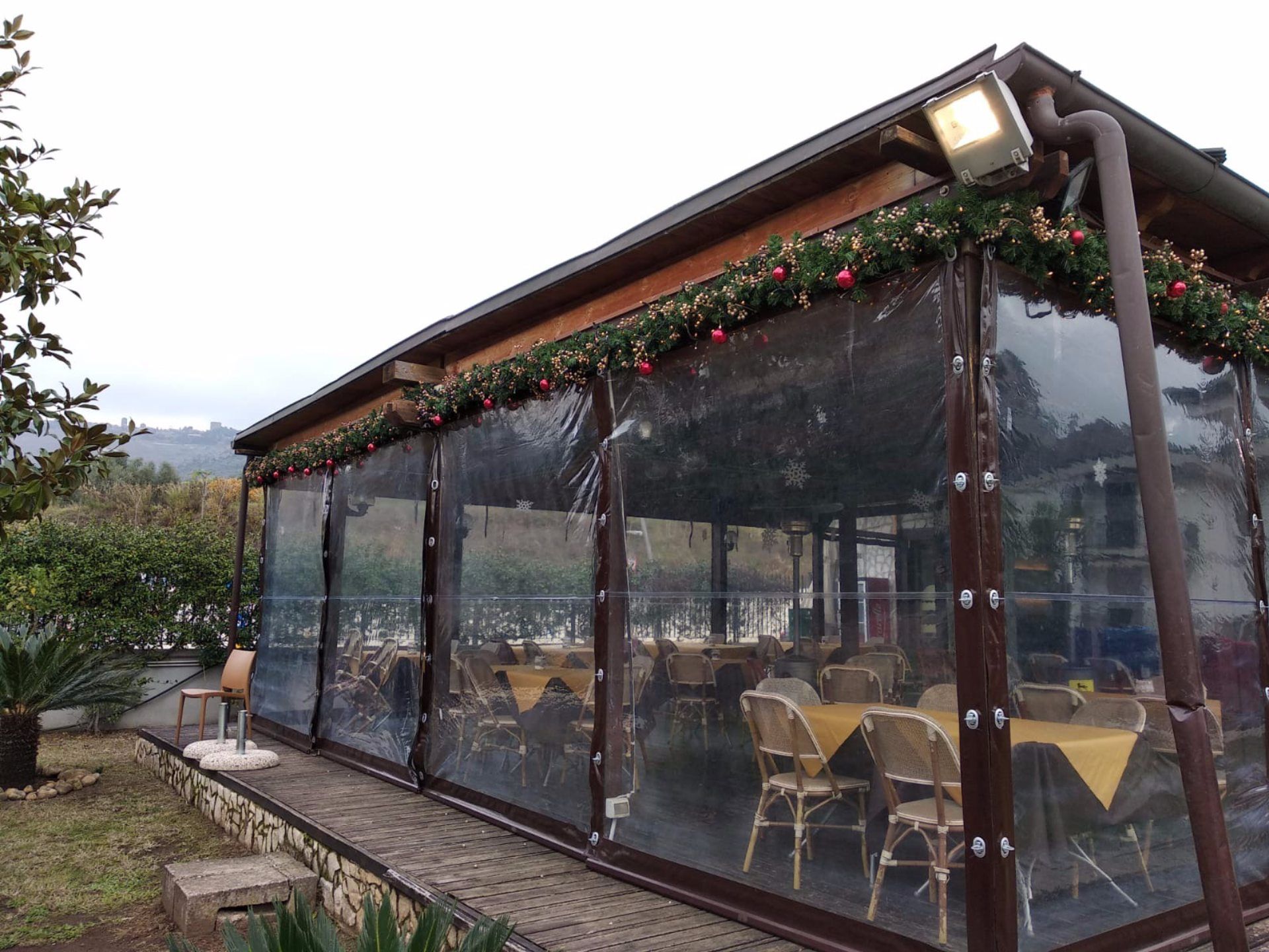 addobbi natalizi per veranda ristorante
