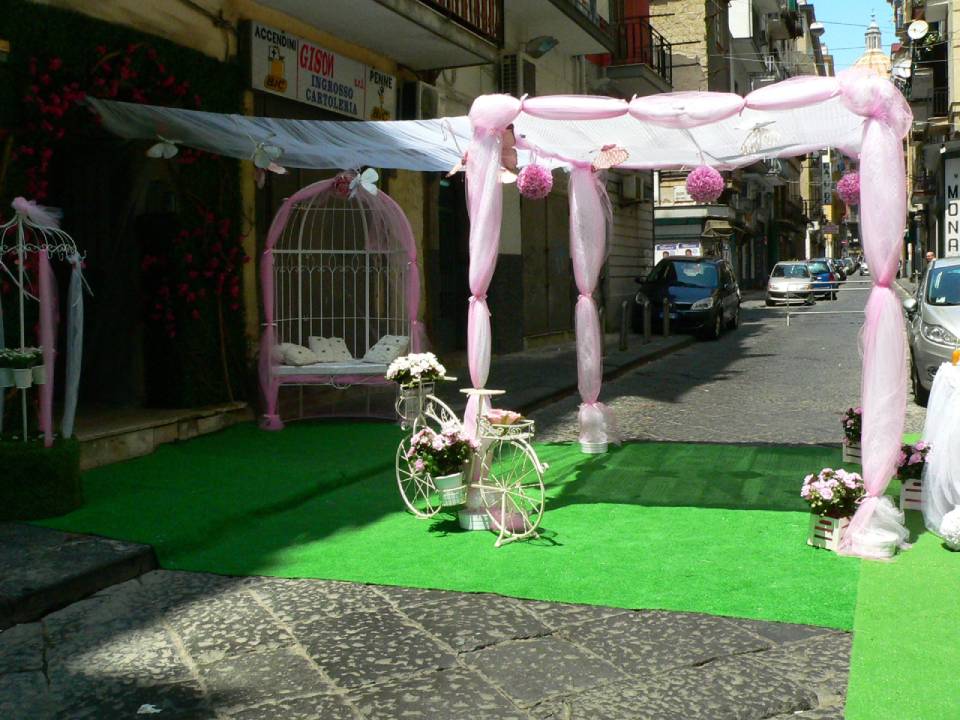 allestimento ingresso casa degli sposi
