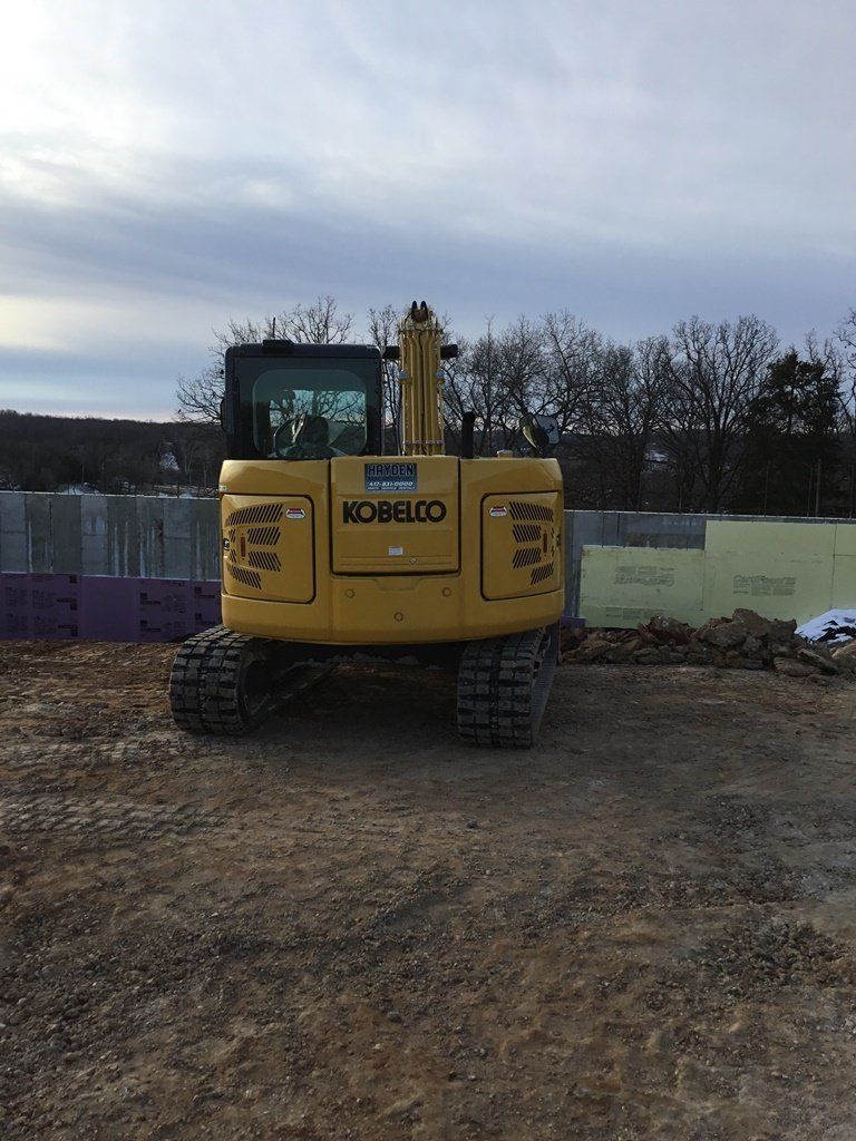 Bulldozer — General Contractor in Lincoln, MO