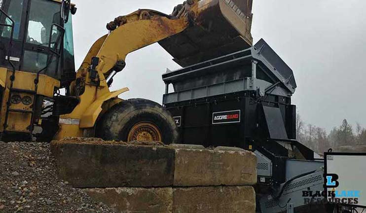 Loading the Wash Plant