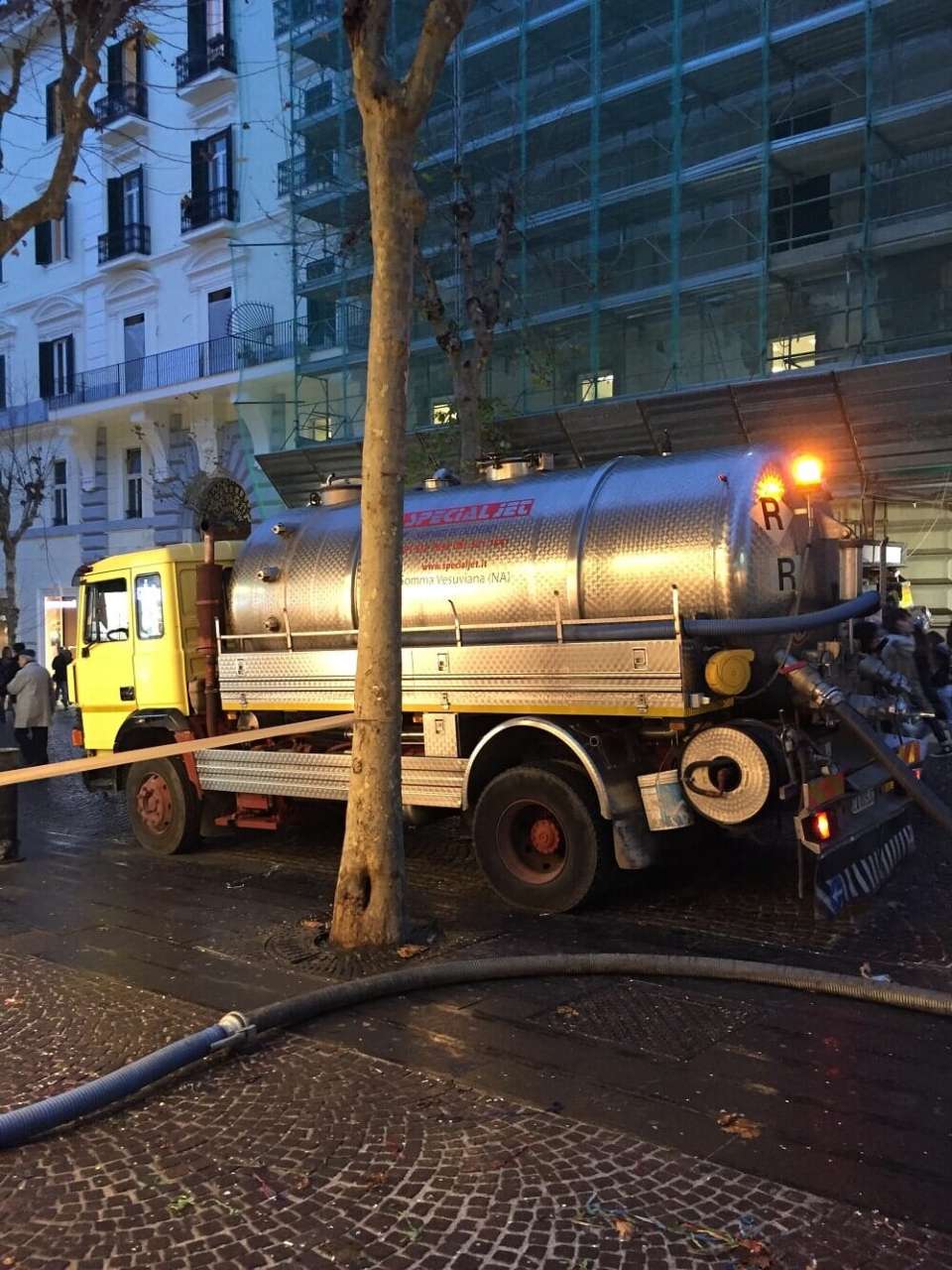 autocisterna della ditta
