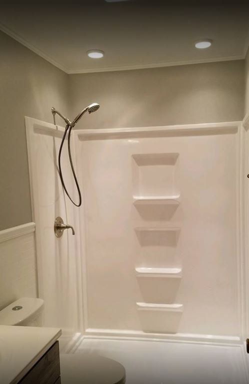 Nice Shower Room — St. Pekin, IL — Bayview Exteriors
