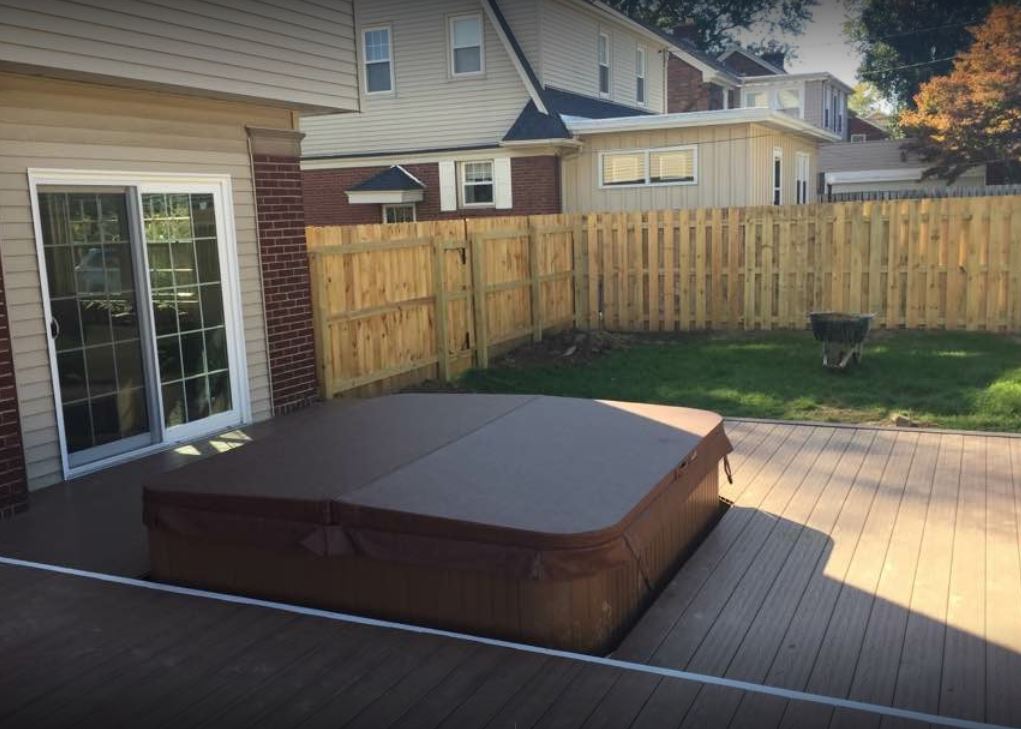 Dark Brown Deck — St. Pekin, IL — Bayview Exteriors