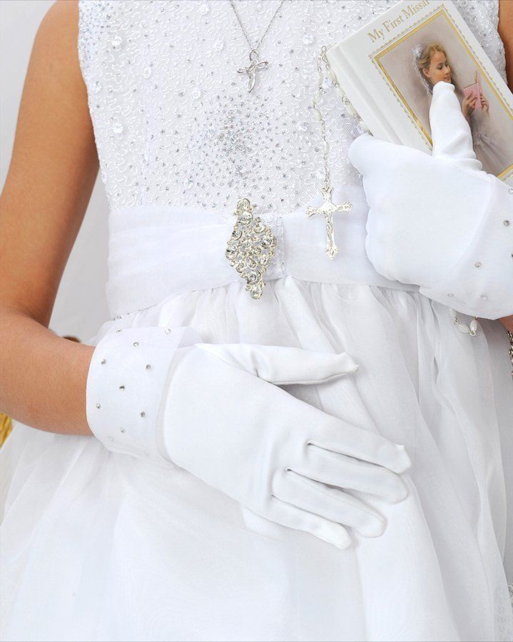 girl at communion