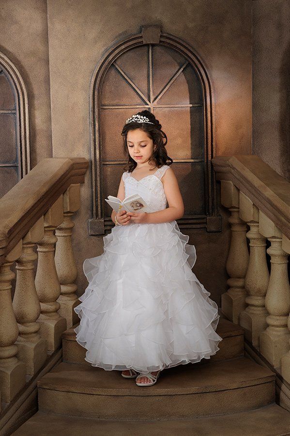 girl at communion