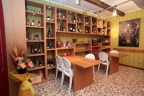 party in vineria