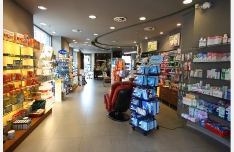 interno di una farmacia