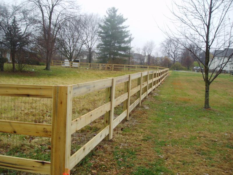 Close-up Wood Fence — Toledo, OH — Patriot Fence