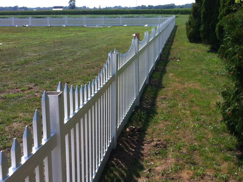 White Wood Fence for Courtyard — Toledo, OH — Patriot Fence