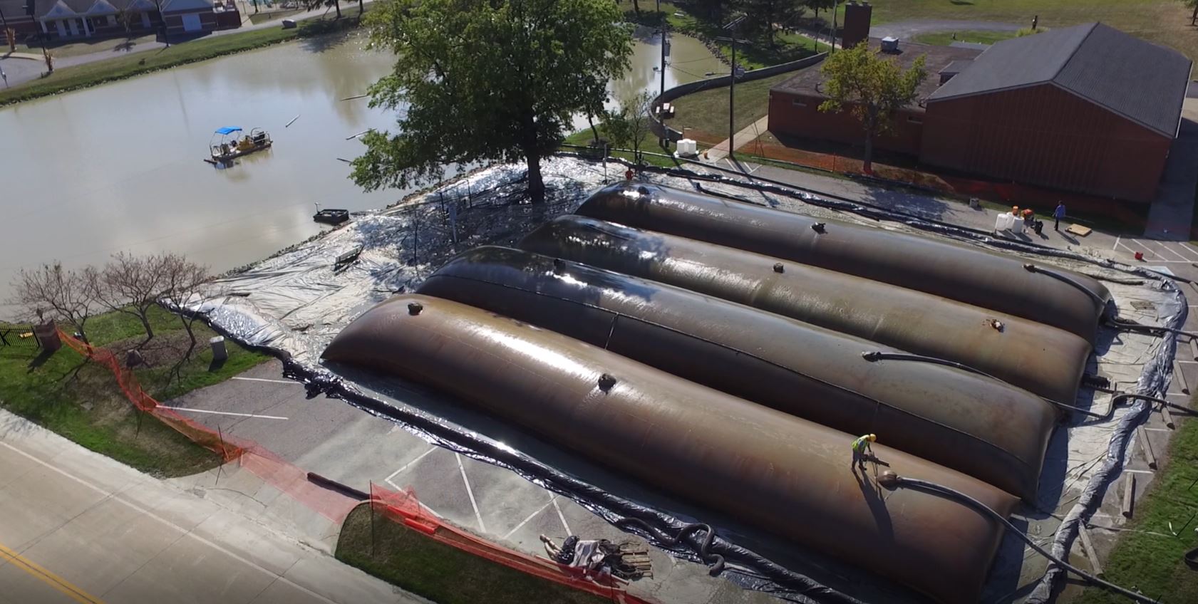Clean, Quiet and Contained Hydraulic  Dredging