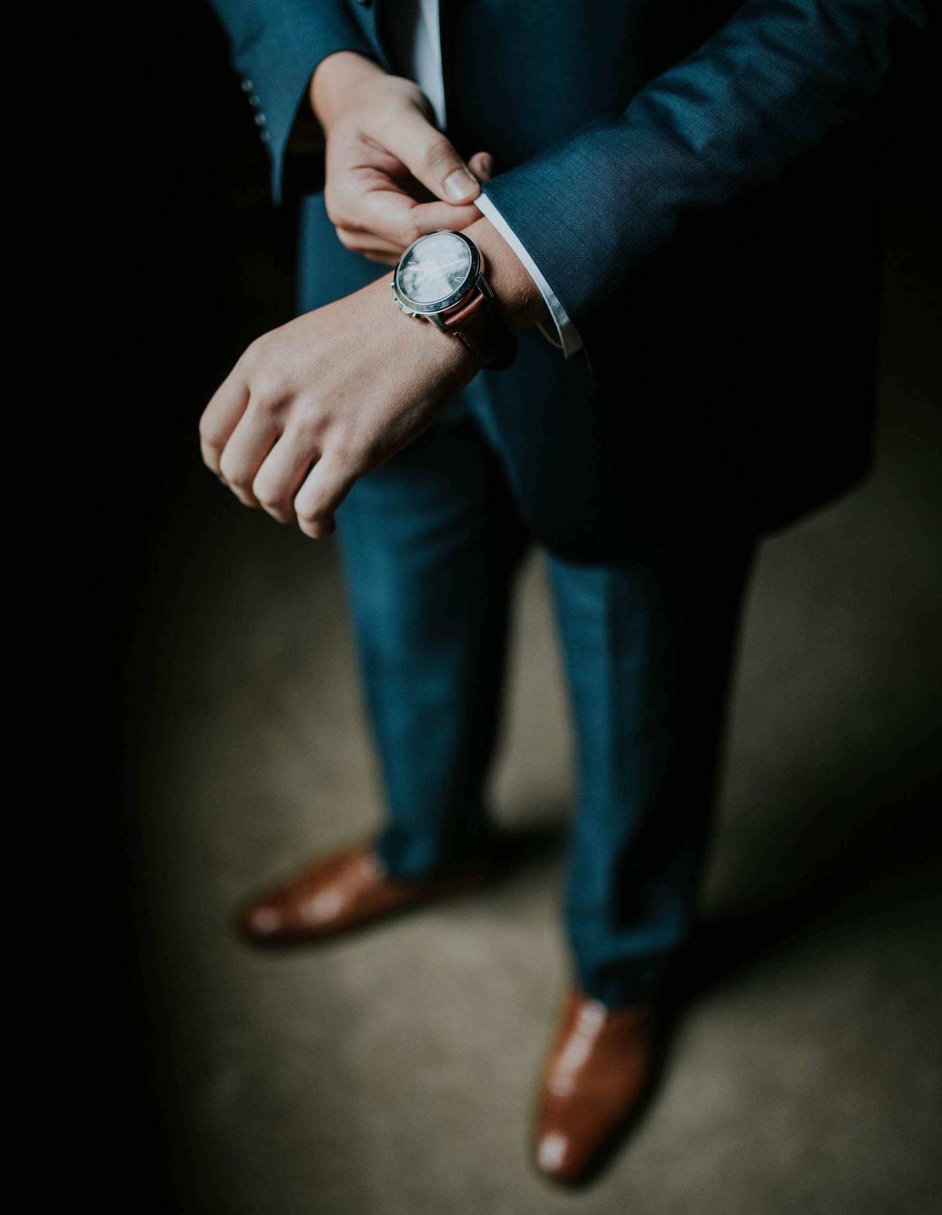 what to wear to a funeral suit
