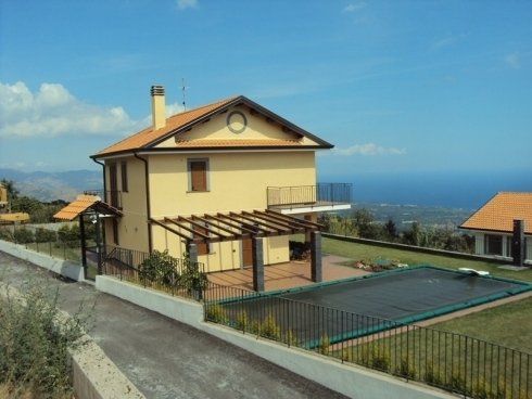 casa di campagna