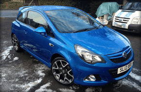 blue car