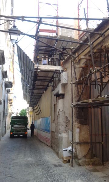 Ponteggio a sbalzo a Capua