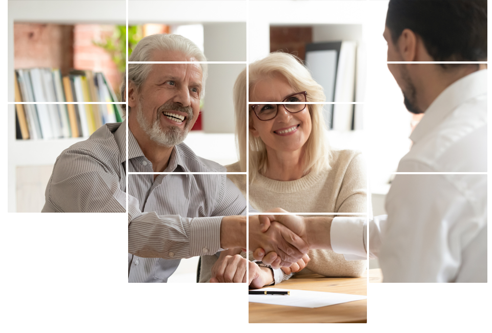 Senior Couple and Agent — Evansdale, IA — Lunde Insurance Service, LLC