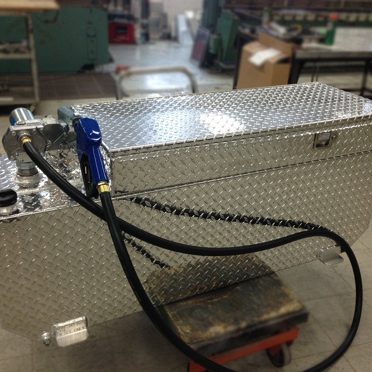 Auxiliary fuel tank
