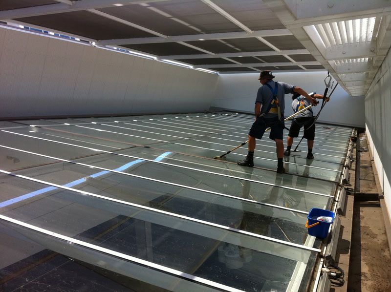 cleaning skylights