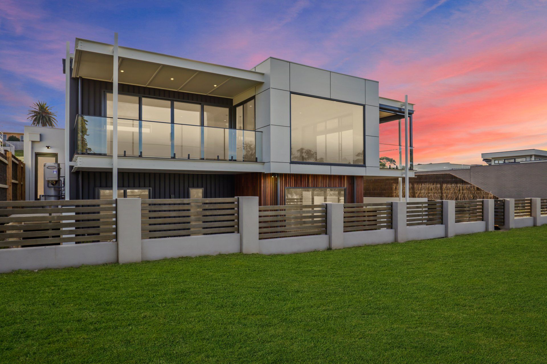 Capri Place Inverloch, 3996 Studio, Dennis Piasente, Inverloch 3996