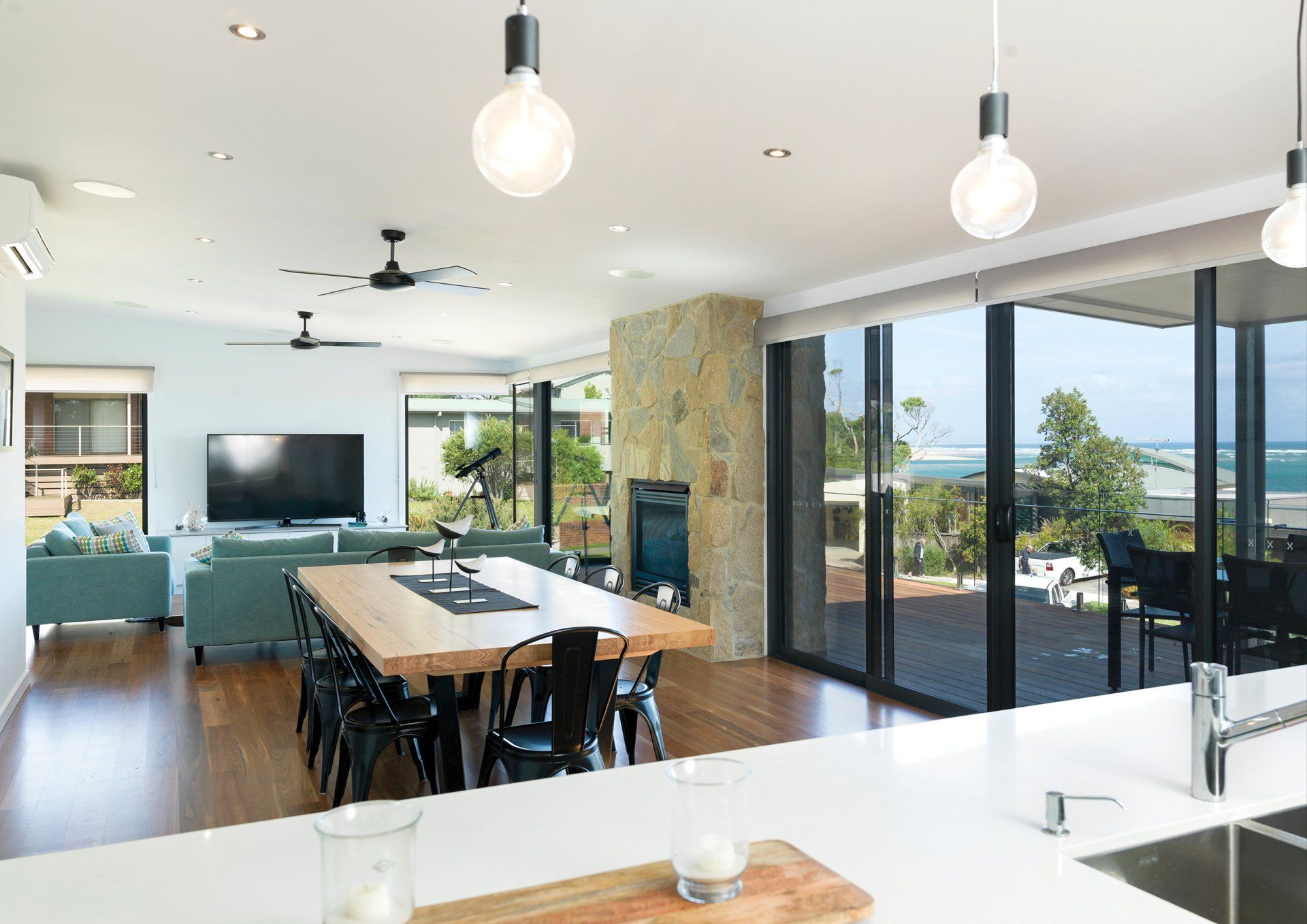 There is a large table in the middle of the room.