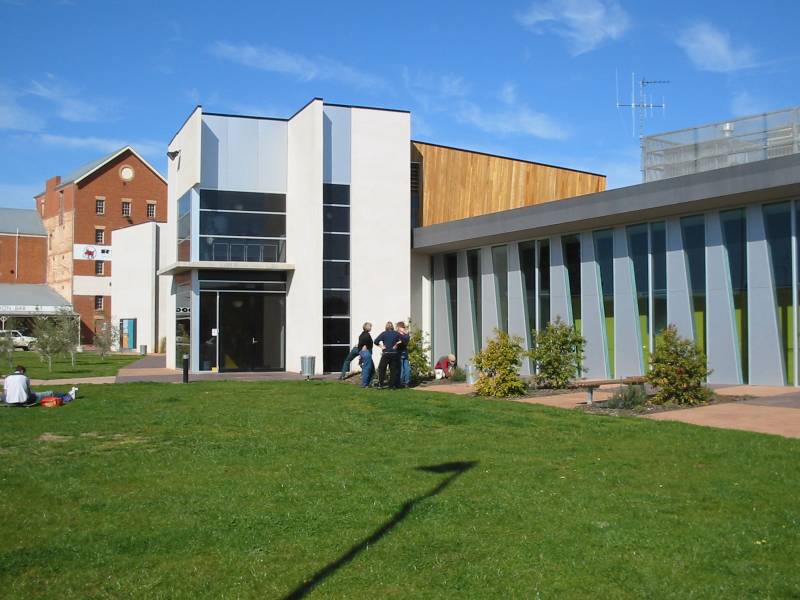image4