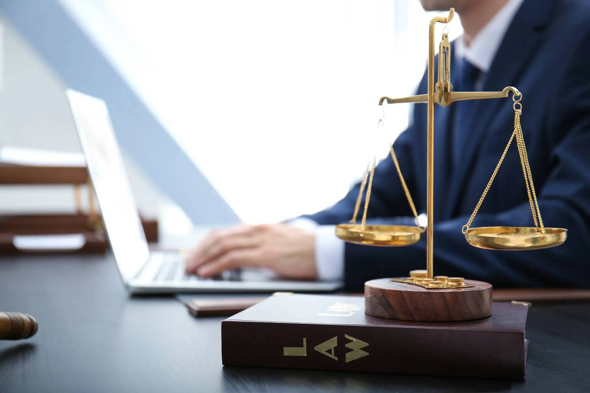 Diritto degli eredi e successioni