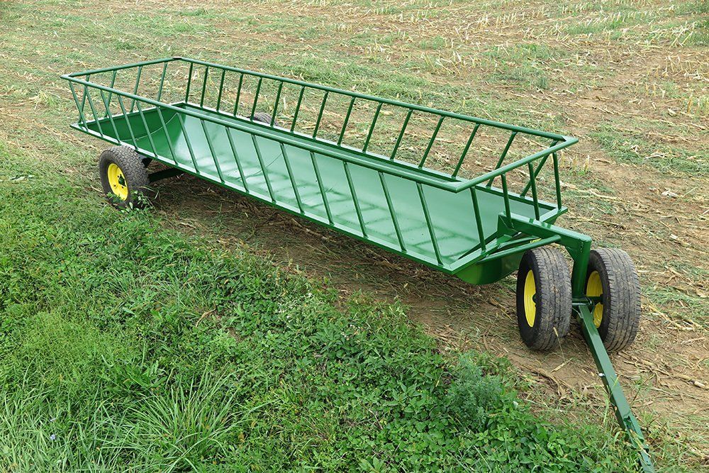 SLANT BAR FEEDER WAGON