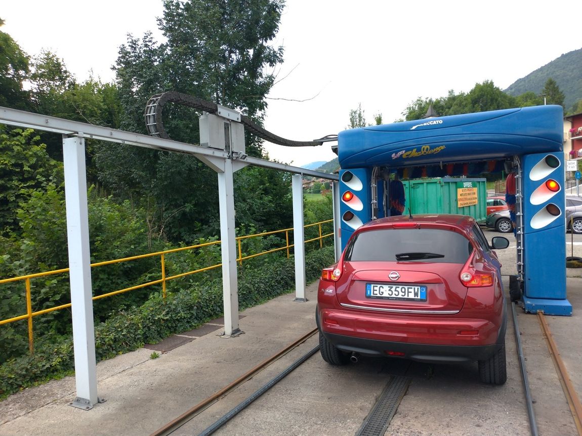 Pulizia degli interni auto
