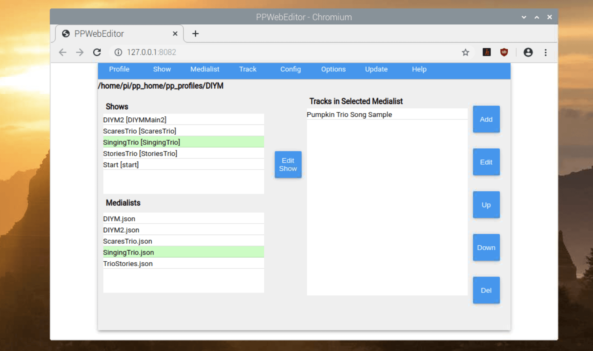 A web interface showing forms to select courses and students, with buttons to add, edit, or delete items from the list.
