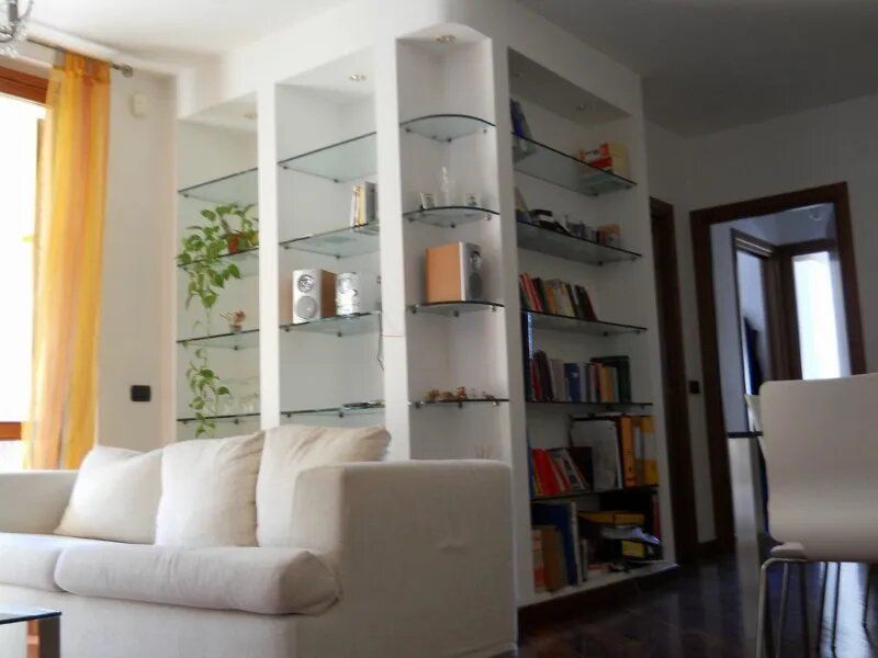 libreria in vetro