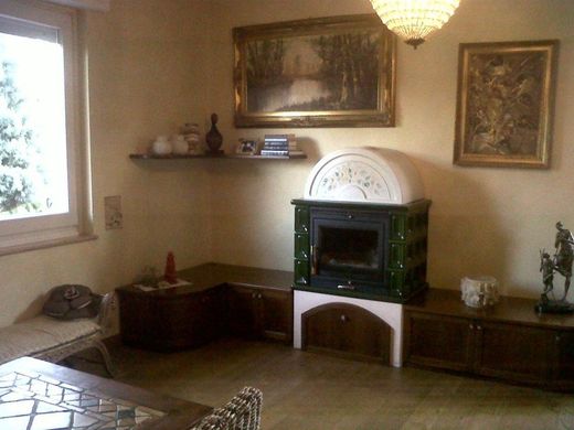 zona stufa di villa in vendita