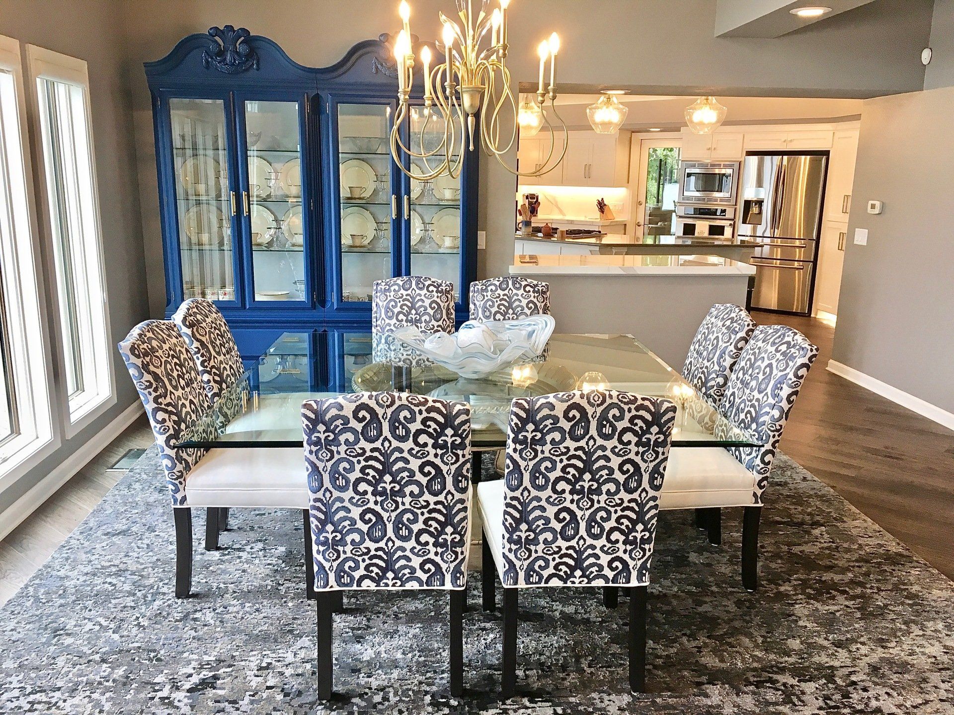 forma dining room