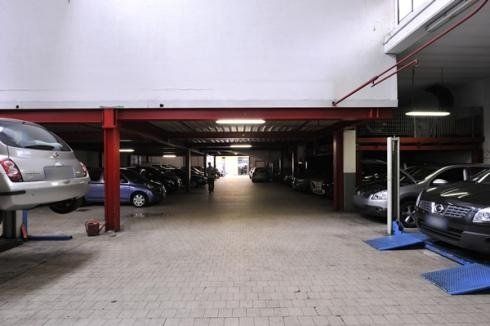 interni garage dell'autorimessa