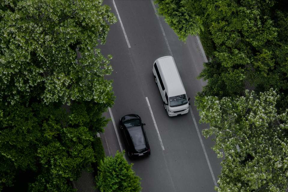 pulmino in autostrada