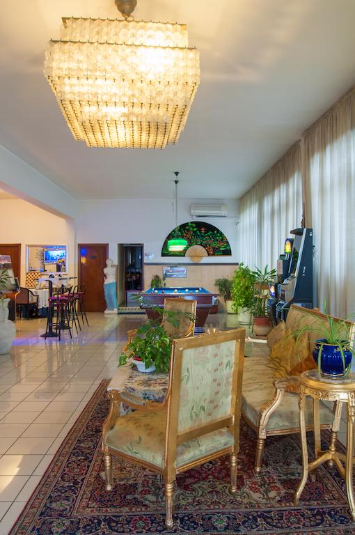 Sala hotel